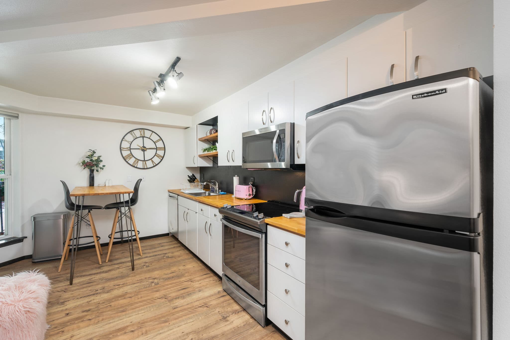 The Blush & Timber - Image 7