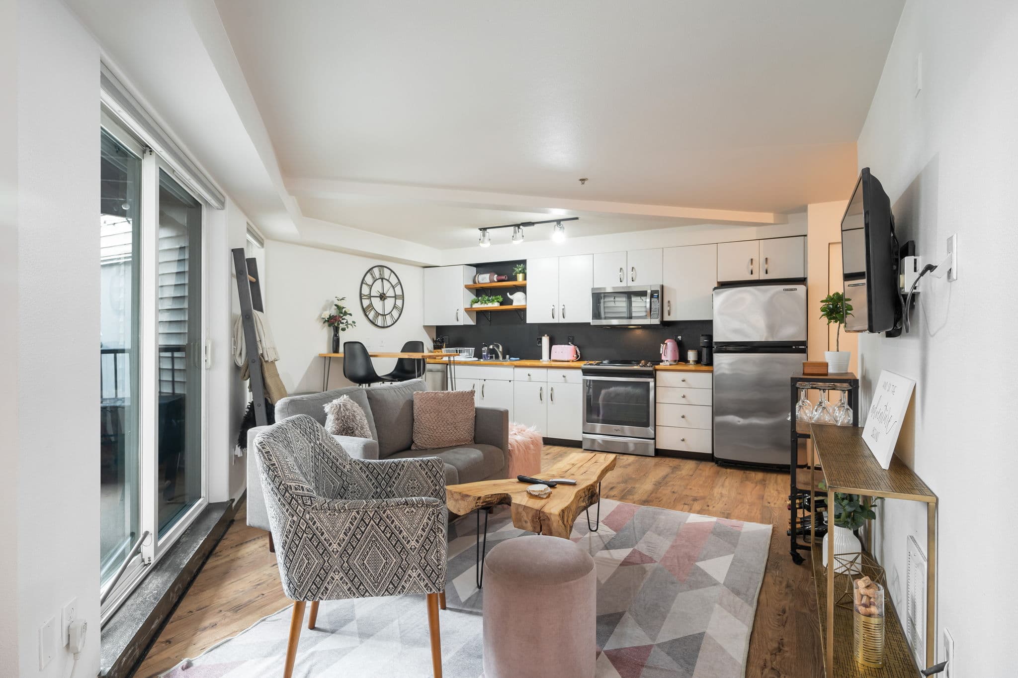 The Blush & Timber - Image 3